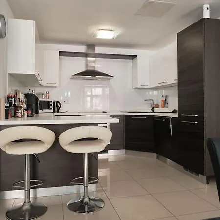 King Bed Balluta Bay En Suite&private Balcony Σλιέμα