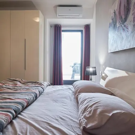 King Bed Balluta Bay En Suite&private Balcony *